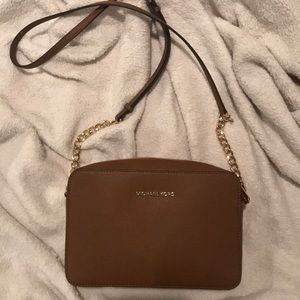michael kors cross body